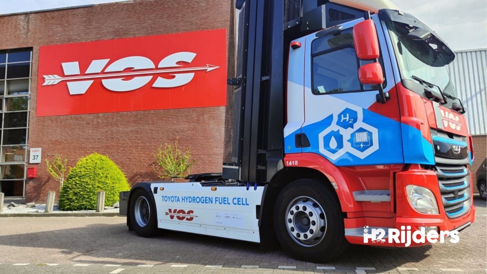 100,000 km and no smoke: VDL's hydrogen truck proves itself in Toyota's logistics